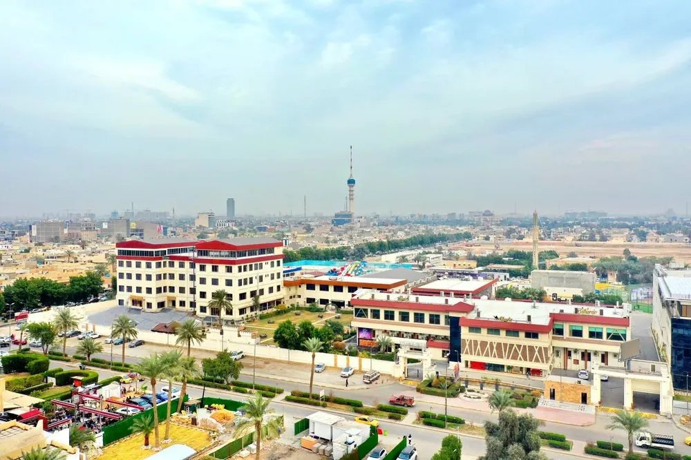 إطلالة جوية على النادي